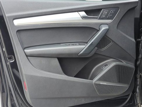 Used 2018 Audi Q5 2.0T Premium Plus image 18