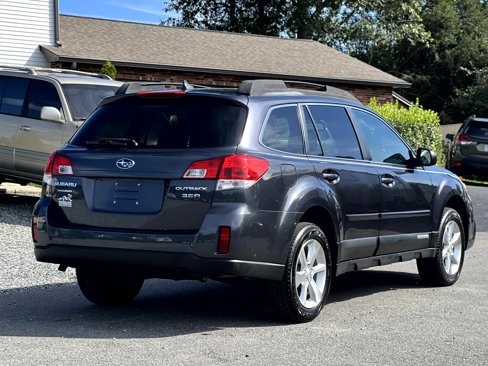 Used 2013 Subaru Outback 3.6R Limited image 3