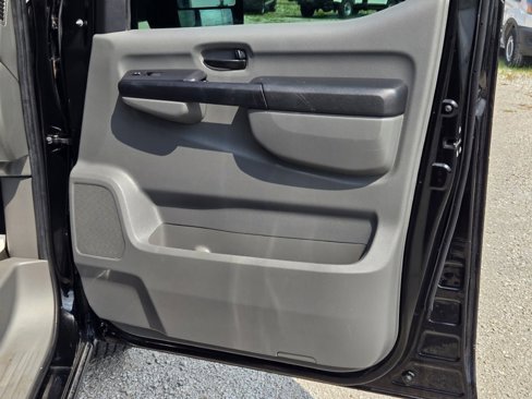 Used 2014 Nissan NV 2500 SV w/ Technology Package image 4