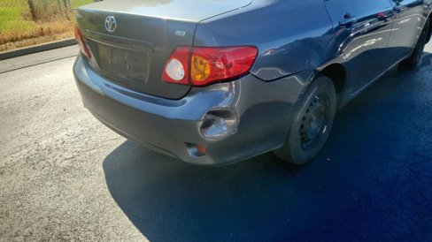 Used 2010 Toyota Corolla LE image 7