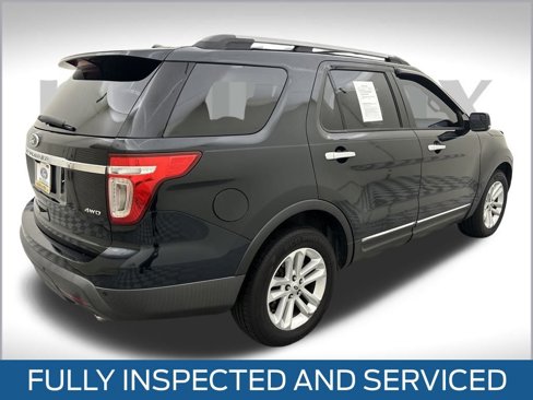 Used 2014 Ford Explorer XLT w/ Equipment Group 202A image 3