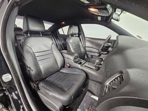 Used 2013 Dodge Charger SE image 12