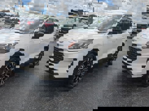 Used 2022 Ford Escape SE w/ SE Sport Appearance Package image 8
