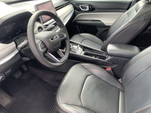 Used 2023 Jeep Compass Limited w/ Elite Group image 13