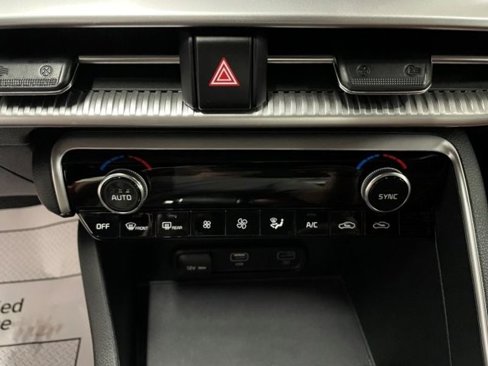 Used 2023 Kia K5 GT-Line w/ GT-Line Premium Package image 16