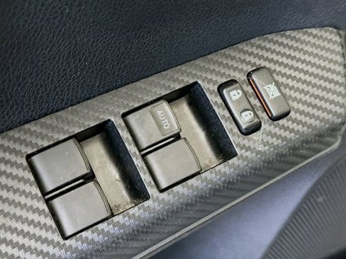 Used 2013 Toyota RAV4 XLE image 20
