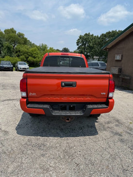 Used 2016 Toyota Tacoma TRD Sport w/ Towing Package image 4