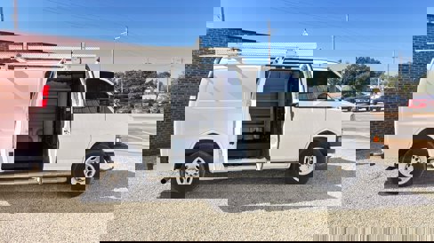 Used 2020 Chevrolet Express 2500 w/ Driver Convenience Package image 34