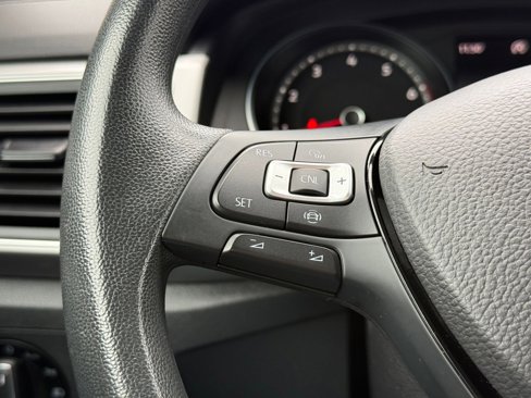 Used 2019 Volkswagen Atlas S w/ Towing Package image 12