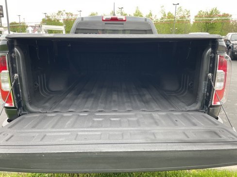 Used 2016 GMC Canyon SLT image 9