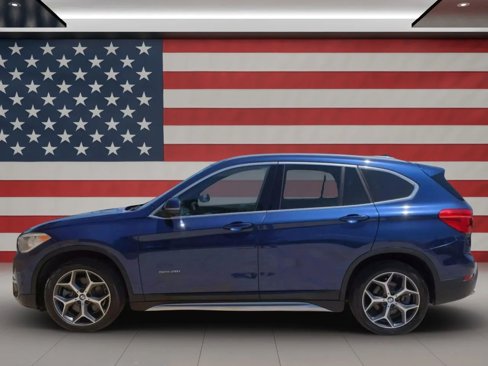 Used 2017 BMW X1 sDrive28i image 2