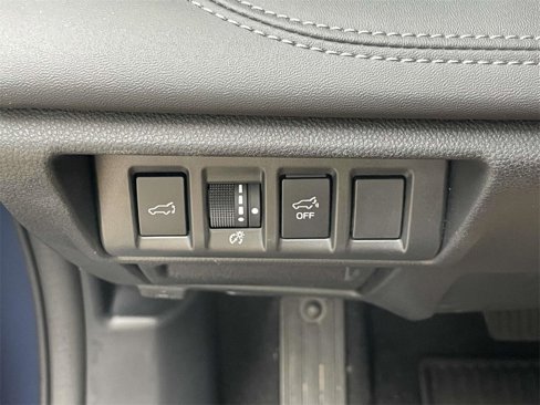 Used 2024 Subaru Outback Touring image 18