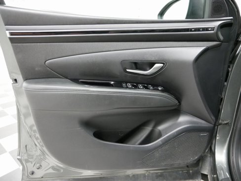 Used 2022 Hyundai Tucson Limited image 12