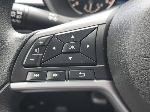 Used 2024 Nissan Altima 2.5 SV image 26
