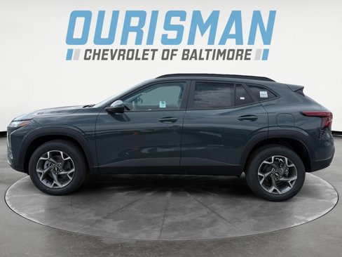 New 2025 Chevrolet Trax LT image 3