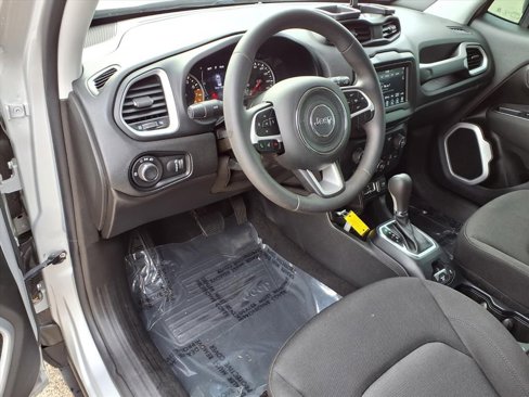 Used 2020 Jeep Renegade Sport w/ Sport Appearance Group image 5