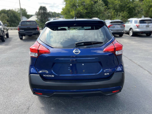 Used 2019 Nissan Kicks SR image 6