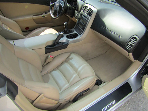 Used 2005 Chevrolet Corvette Coupe w/ Preferred Equipment Group image 13