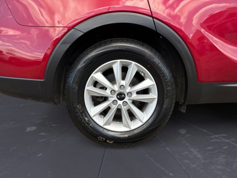 Used 2020 Kia Sorento LX image 44