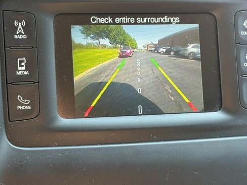 Used 2015 Jeep Cherokee Latitude w/ Safety Group image 20