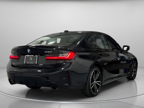 Used 2023 BMW 330i xDrive Sedan w/ M Sport Package image 4