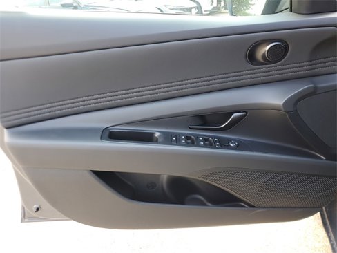 New 2025 Hyundai Elantra Sport image 16