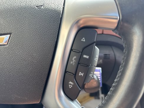 Used 2017 Chevrolet Traverse Premier image 19