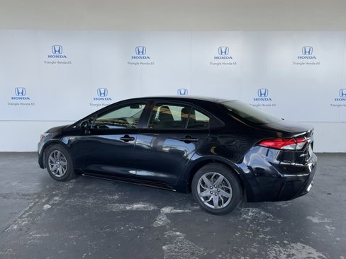 Used 2022 Toyota Corolla L image 4