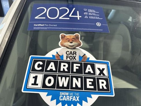 Used 2024 Volkswagen Jetta SE image 12