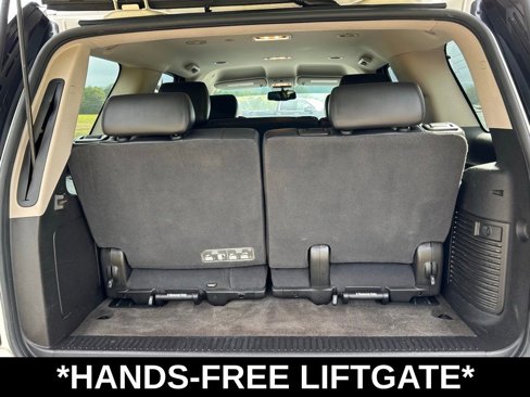 Used 2011 GMC Yukon SLT w/ SLT-2 Equipment Package image 11