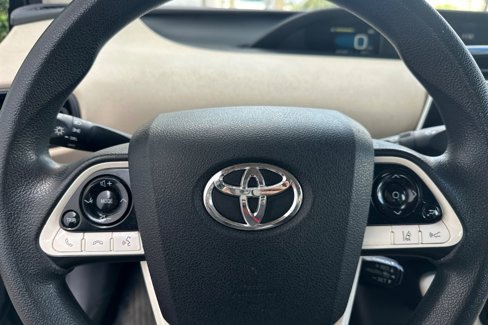 Used 2018 Toyota Prius One image 26