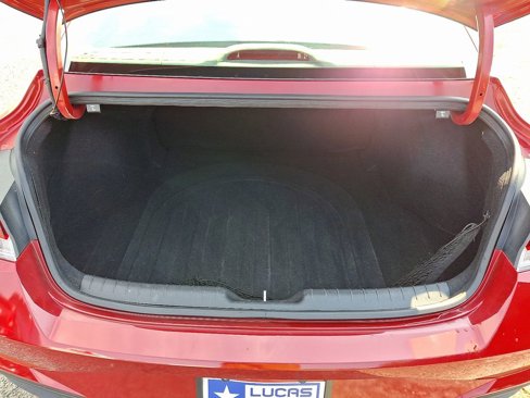 Used 2022 Hyundai Elantra SEL image 31