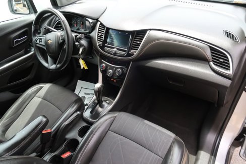Used 2021 Chevrolet Trax LT image 10