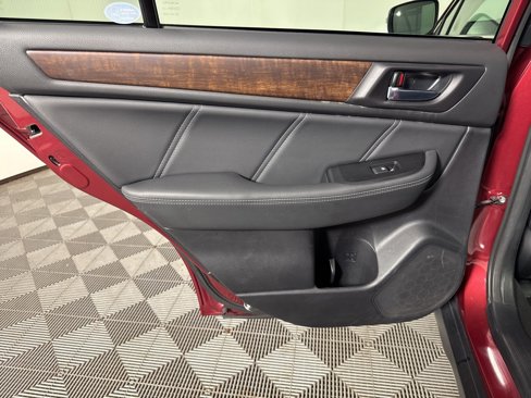 Used 2018 Subaru Outback 2.5i Limited image 21