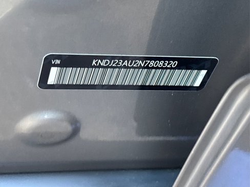 Used 2022 Kia Soul LX image 16