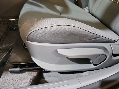 New 2025 Hyundai Elantra Sport image 27