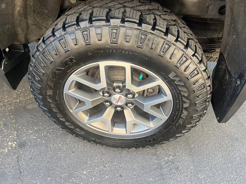Used 2021 GMC Canyon AT4 image 14