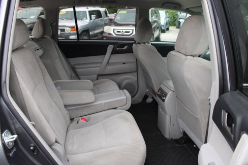 Used 2013 Toyota Highlander 4WD image 19