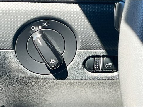 Used 2016 Volkswagen Jetta S image 10