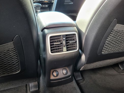 Used 2022 Kia Sportage EX w/ EX Technology Package image 15
