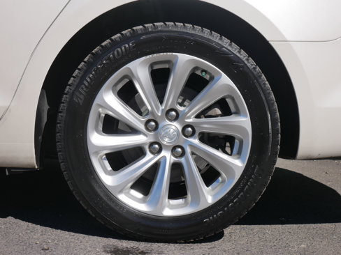Used 2014 Buick LaCrosse Leather w/ Driver Confidence Package image 18