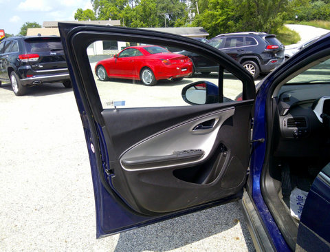 Used 2013 Chevrolet Volt image 16