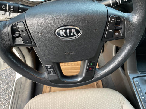 Used 2011 Kia Sorento LX w/ Convenience Pkg image 15