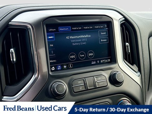 Used 2021 Chevrolet Silverado 1500 LT image 16