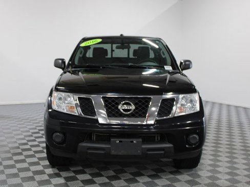 Used 2016 Nissan Frontier SV image 9