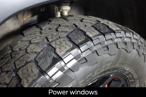 Used 2016 Jeep Grand Cherokee Laredo image 17