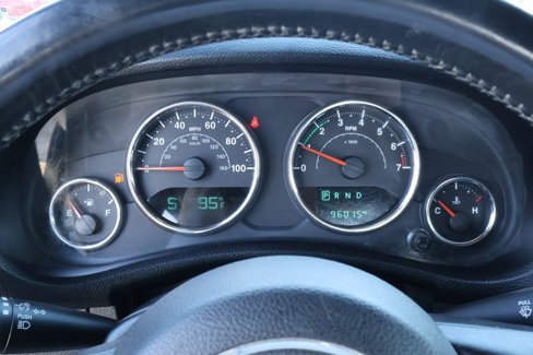 Used 2015 Jeep Wrangler Unlimited Sport w/ Connectivity Group image 9
