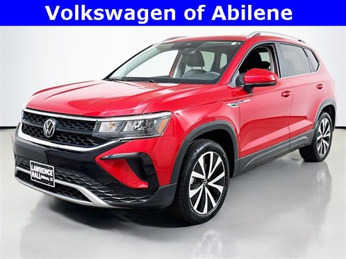 Used 2023 Volkswagen Taos SE image 1