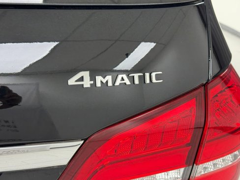Used 2018 Mercedes-Benz GLS 450 4MATIC image 36