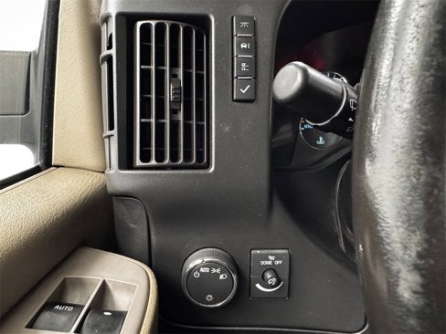 Used 2018 GMC Savana 2500 Extended w/ Driver Convenience Package image 18